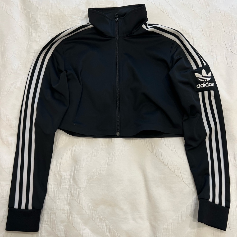 Black adidas sporty jacket